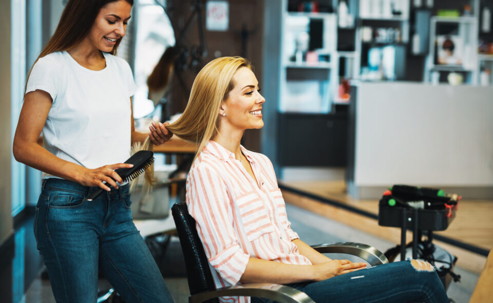 How to Bleach Hair at Home